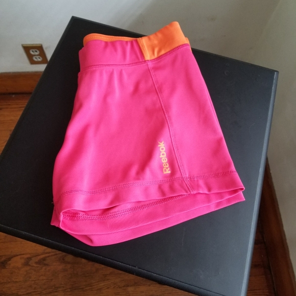 Reebok Pants - 🍁3/$25 Reebok Compression Shorts